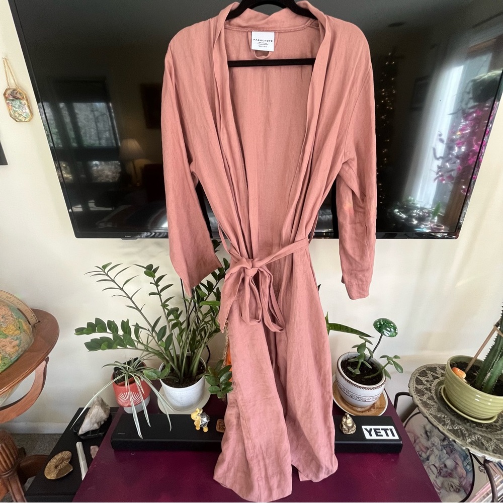 Parachute Women’s Linen Robe